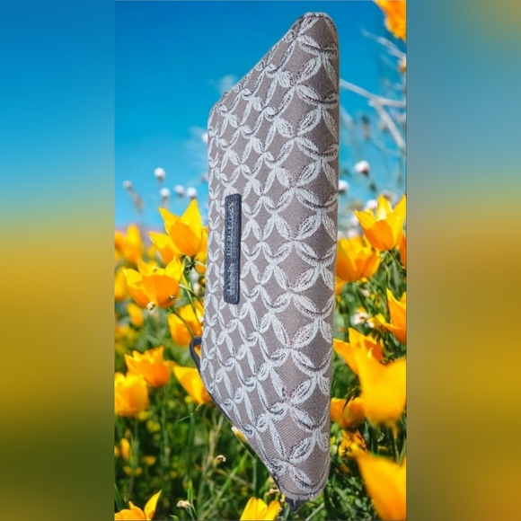 Dana Buchman Brown & Cream Patterned Wristlet - Picture 3 of 6